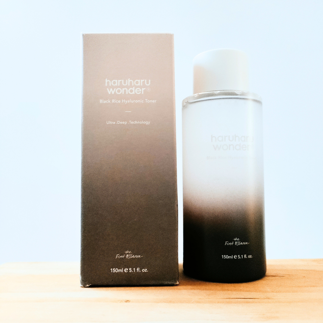 Haruharu WONDER Black Rice Hyaluronic Toner 150ml packaging